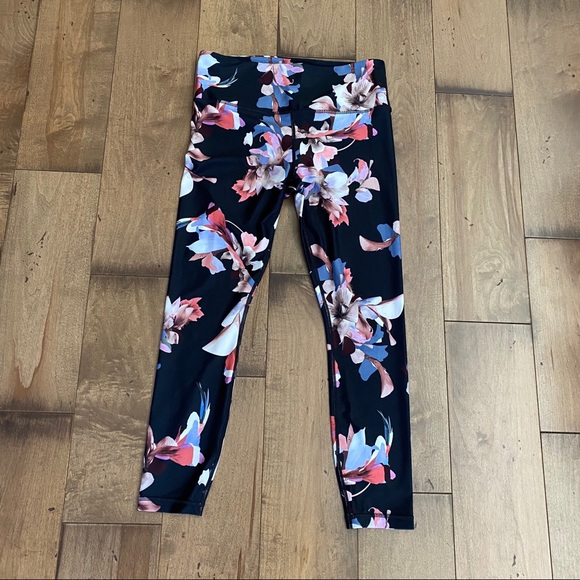 NEW Athleta Elation Paradise 7/8 Tights Pants M - Picture 4 of 9